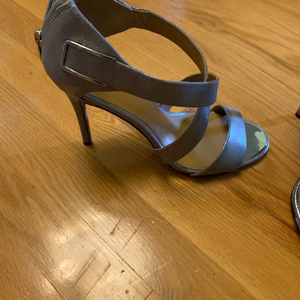 High Heels. - image 2